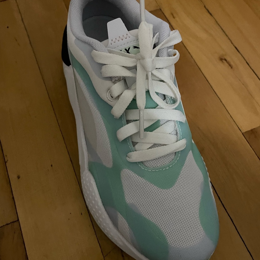 Puma running shoes - Picture 3 of 4